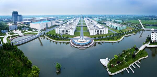 圖為揚(yáng)子江藥業(yè)全景圖