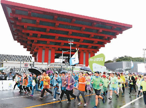 ���VҪ�������Ӱ푇���    �����f(xi��)���t(y��)�W(xu��)Ժ�����l(w��i)���W(xu��)ԺԺ�L���h���J�飬���VҪ��ͻ���󽡿��İl(f��)չ�����������L�h�c���㮔ǰ��Y(ji��)�ϣ�Ŀ�����_�ɲ���������(j��)�����l(w��i)���M���о����˵��О鷽ʽ�ͭh(hu��n)�����،�������Ӱ�Խ��Խͻ�������Լ����ί������ġ��y�Խ�Q�˵Ľ������}��Ҳ���ɳ��m(x��)����ˣ����VҪ���_���ˡ��Դ��M���������ġ��Ĵ󽡿��^�����l(w��i)���^��������@һ�������빫�������ƶ���ʩȫ�^�����y(t��ng)�I��(y��ng)���V���Ľ���Ӱ����أ�ȫ��λ��ȫ�������ھS�o����Ⱥ����������Ԕ����