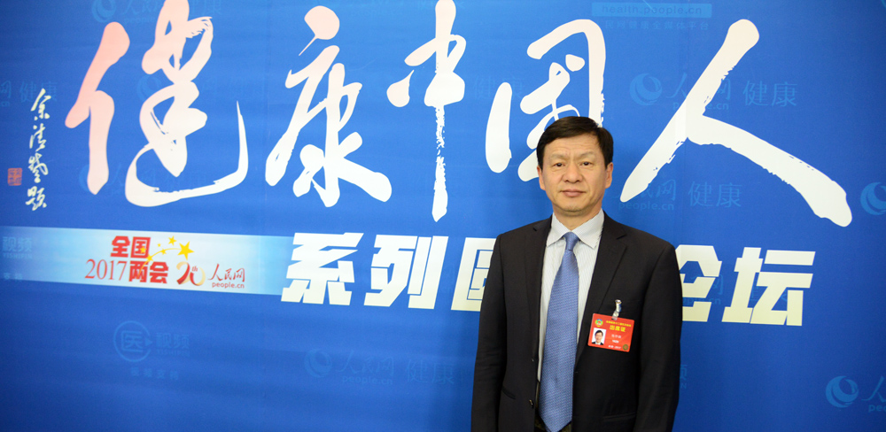 全國政協(xié)委員、北京大學(xué)國際醫(yī)院院長陳仲強