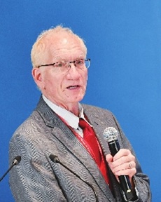 �����ƌW(xu��)ԺԺʿJohn MEKALANOS 