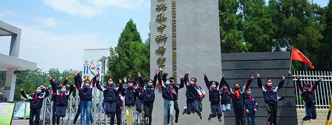 �пƼ��F(tu��n)�@ϣ������30�ꡰͻ��ؕ�I(xi��n)�ߡ��s�u(y��)�Q̖(h��o)