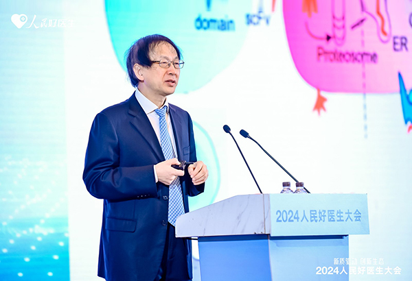 中國科學(xué)院院士、四川大學(xué)華西醫(yī)院臨床腫瘤中心主任與生物治療全國重點(diǎn)實(shí)驗(yàn)室主任魏于全