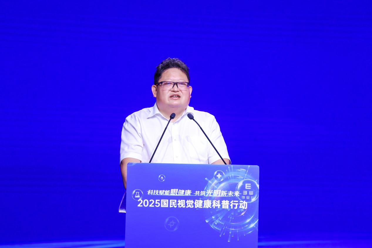 教育部體育衛(wèi)生與藝術(shù)教育司衛(wèi)生健康處處長、一級調(diào)研員 樊澤民發(fā)言